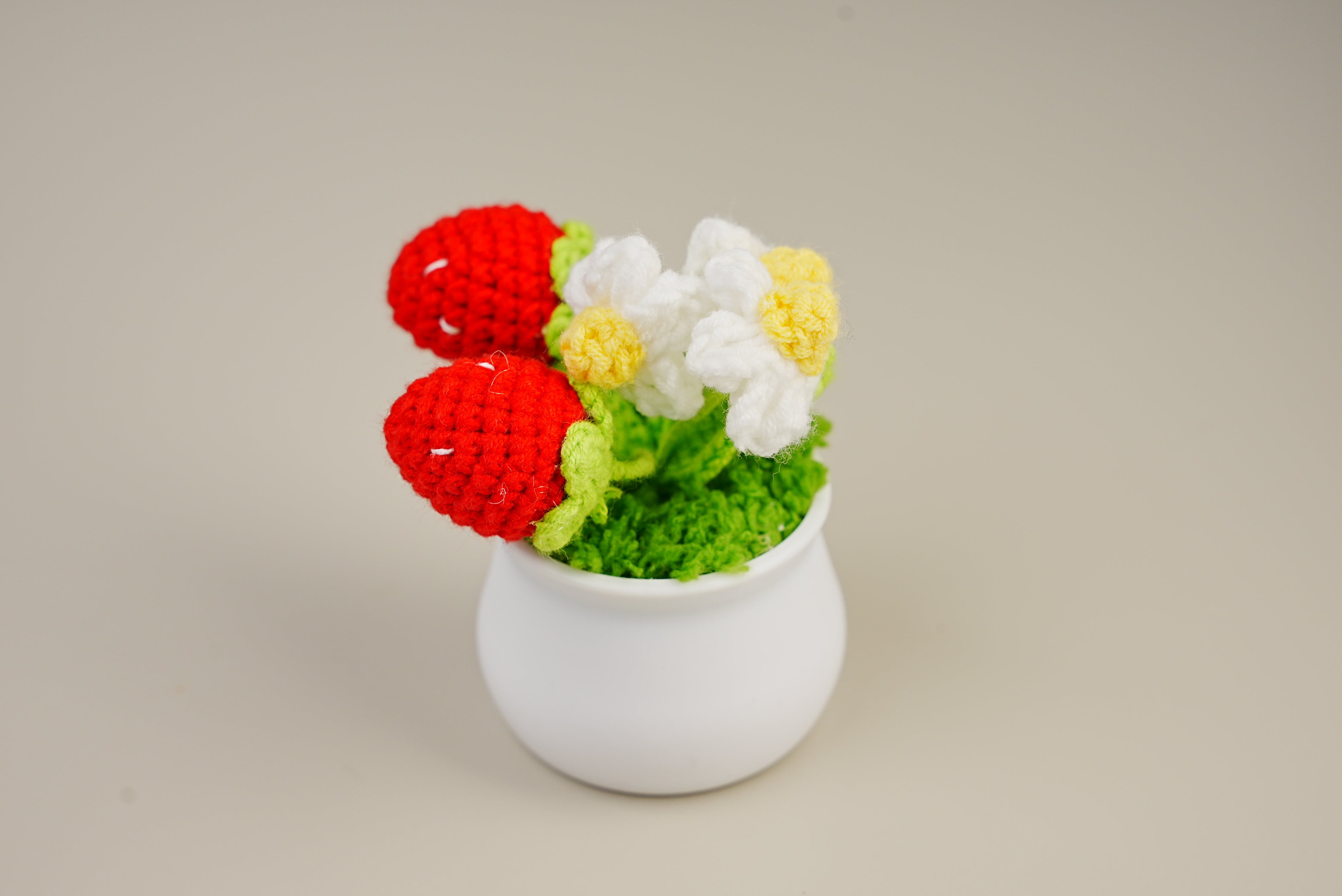 Crochet Sweet Strawberries